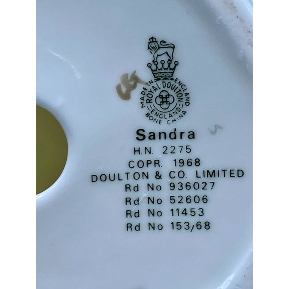 SOLD**Royal Doulton Sandra HN2275 Figurine, Lady in yellow dress, England, - Picture 3 of 13